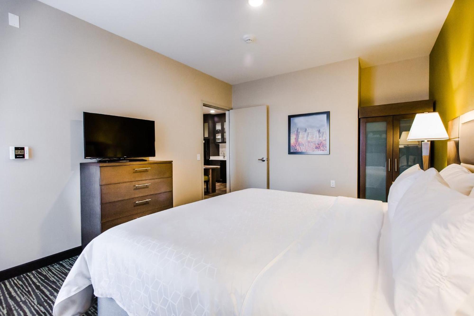 Candlewood Suites West Edmonton - Mall Area By Ihg Eksteriør bilde